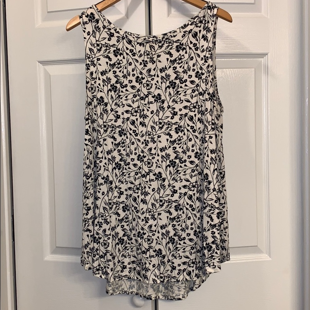 Floral black and white tank